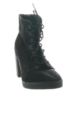 Dámské boty  Primark, Velikost 39, Barva Černá, Cena  499,00 Kč