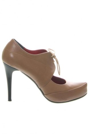 Női cipők Wojas, Méret 39, Szín Barna, Ár 22 794 Ft