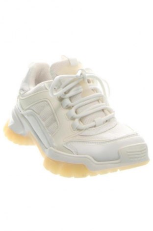 Női cipők Zara, Méret 38, Szín Fehér, Ár 18 240 Ft