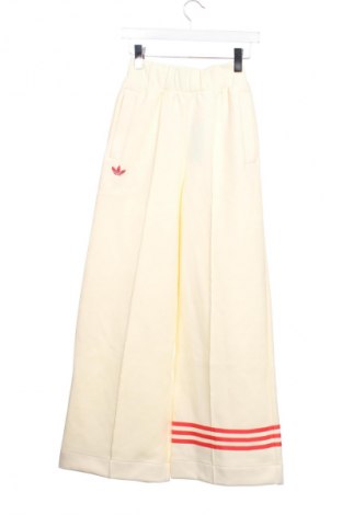 Női nadrág Adidas Originals, Méret XS, Szín Ekrü
, Ár 31 749 Ft