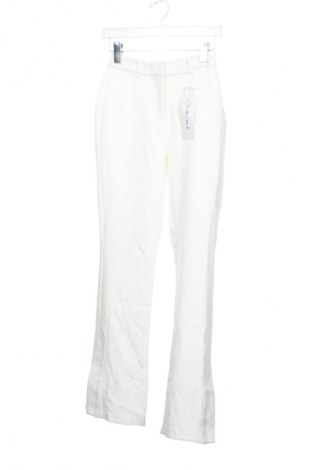 Дамски панталон Amisu, Размер XXS, Цвят Бял, Цена 25,99 лв.
