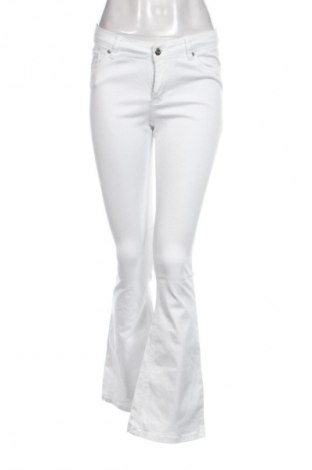 Дамски панталон Amy's, Размер S, Цвят Бял, Цена 29,33 лв.