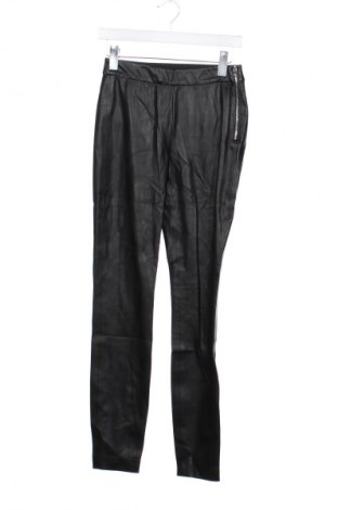 Дамски панталон BOSS, Размер XS, Цвят Черен, Цена 259,99 лв.