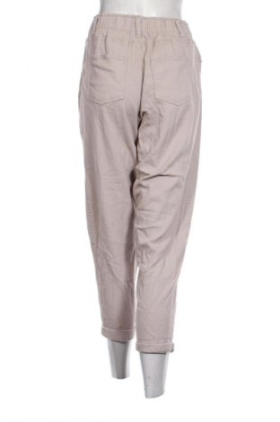 Дамски панталон Beloved, Размер S, Цвят Бежов, Цена 26,99 лв.