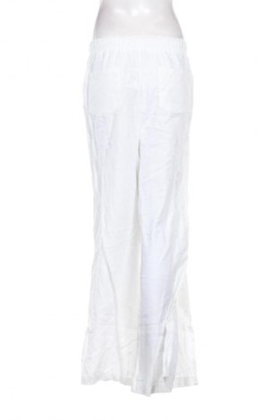 Damenhose Beloved, Größe S, Farbe Weiß, Preis 14,99 €