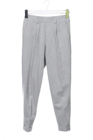 Damskie spodnie Bershka, Rozmiar XS, Kolor Szary, Cena 66,39 zł