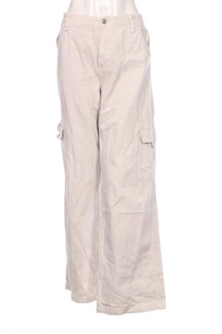 Damenhose Bershka, Größe XL, Farbe Ecru, Preis 14,77 €