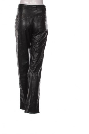 Damenhose Bershka, Größe S, Farbe Schwarz, Preis 16,99 €