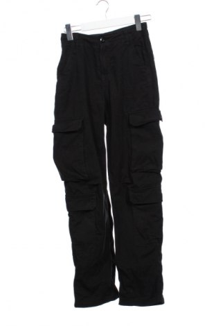 Дамски панталон Bershka, Размер XS, Цвят Черен, Цена 25,99 лв.