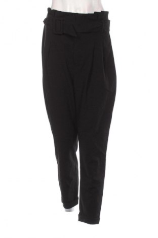 Női nadrág Bershka, Méret M, Szín Fekete, Ár 6 419 Ft