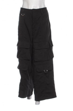 Γυναικείο παντελόνι Bershka, Μέγεθος L, Χρώμα Μαύρο, Τιμή 15,99 €