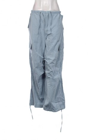 Pantaloni de femei Bershka, Mărime L, Culoare Albastru, Preț 63,99 Lei