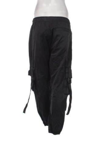 Női nadrág Bershka, Méret L, Szín Szürke, Ár 3 969 Ft