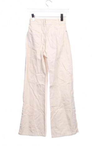 Dámské kalhoty  Bershka, Velikost XXS, Barva Krémová, Cena  329,00 Kč