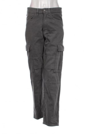 Дамски панталон Bershka, Размер S, Цвят Сив, Цена 19,99 лв.