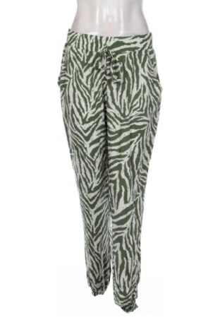 Pantaloni de femei Chicoree, Mărime M, Culoare Multicolor, Preț 53,99 Lei