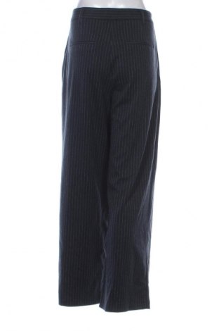 Damskie spodnie Christian Berg, Rozmiar M, Kolor Czarny, Cena 49,99 zł