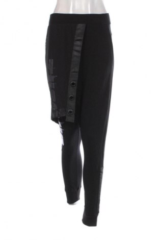 Pantaloni de femei Cipo & Baxx, Mărime M, Culoare Negru, Preț 88,99 Lei
