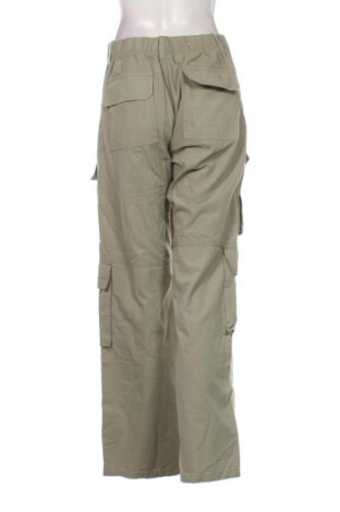 Damenhose Collection, Größe M, Farbe Grün, Preis € 15,00