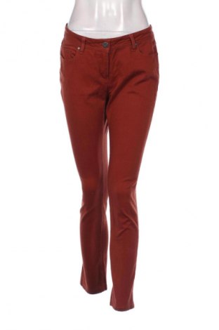Γυναικείο παντελόνι Colours Of The World, Μέγεθος M, Χρώμα Κόκκινο, Τιμή 13,99 €