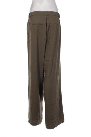 Damskie spodnie Cream, Rozmiar XL, Kolor Zielony, Cena 377,99 zł