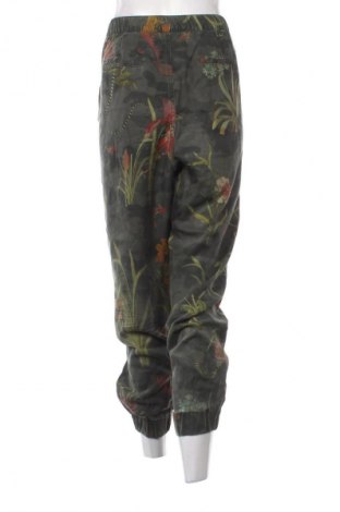 Γυναικείο παντελόνι Desigual, Μέγεθος XL, Χρώμα Πολύχρωμο, Τιμή 29,99 €