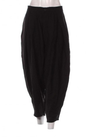 Damenhose Different, Größe L, Farbe Schwarz, Preis 44,99 €