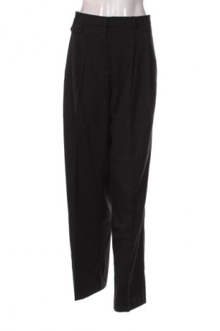 Dámske nohavice Edited, Veľkosť M, Farba Čierna, Cena  56,95 €