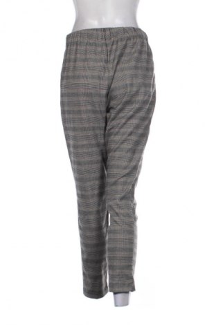 Γυναικείο παντελόνι F&F, Μέγεθος M, Χρώμα Πολύχρωμο, Τιμή 12,99 €
