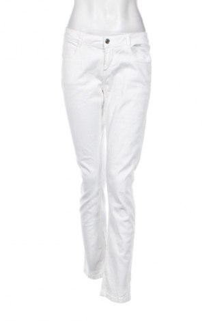 Дамски панталон Gemo, Размер L, Цвят Бял, Цена 37,99 лв.