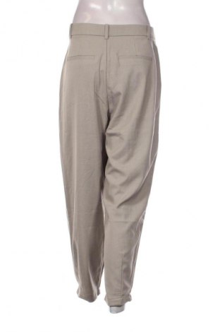 Дамски панталон Kaffe, Размер M, Цвят Сив, Цена 93,99 лв.