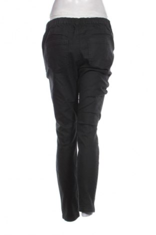 Damskie spodnie Limited, Rozmiar XL, Kolor Czarny, Cena 66,65 zł