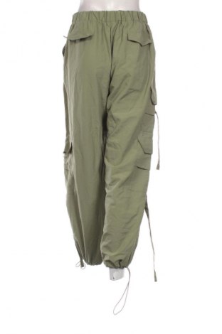 Damskie spodnie M.b. 21, Rozmiar L, Kolor Zielony, Cena 54,99 zł