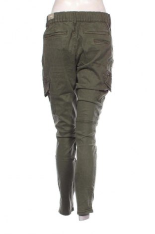 Дамски панталон MOS MOSH, Размер L, Цвят Зелен, Цена 117,99 лв.