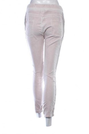 Damenhose Made With Love, Größe M, Farbe Beige, Preis 13,99 €