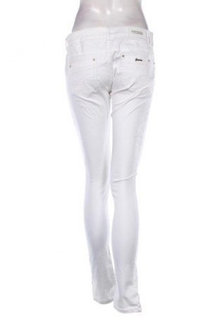 Damenhose Miss Cherry, Größe L, Farbe Weiß, Preis 14,83 €