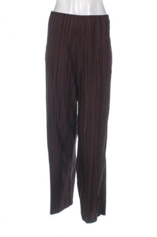 Damskie spodnie Missguided, Rozmiar S, Kolor Brązowy, Cena 67,41 zł