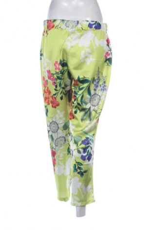 Damenhose NEW COLLECTION, Größe S, Farbe Mehrfarbig, Preis € 17,99