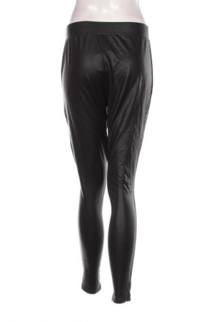 Дамски панталон ONLY, Размер M, Цвят Черен, Цена 15,99 лв.