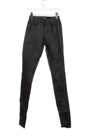 Дамски панталон ONLY, Размер XXS, Цвят Черен, Цена 13,99 лв.