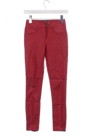 Dámské kalhoty  Only Fashion, Velikost XXS, Barva Červená, Cena  367,00 Kč