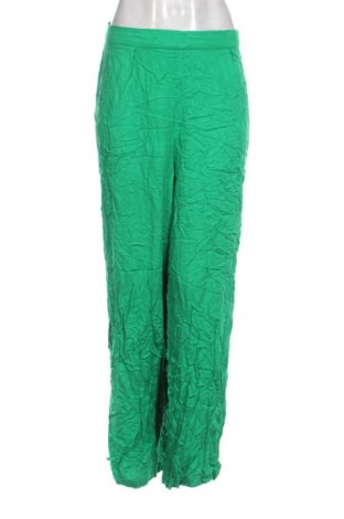 Дамски панталон Page One, Размер L, Цвят Зелен, Цена 17,99 лв.