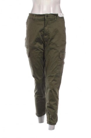 Dámské kalhoty  Pull&Bear, Velikost XL, Barva Zelená, Cena  489,00 Kč