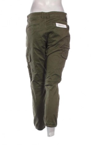 Dámské kalhoty  Pull&Bear, Velikost XL, Barva Zelená, Cena  489,00 Kč