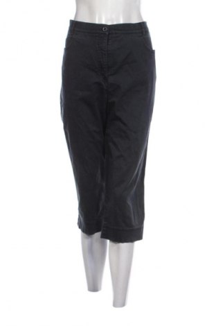 Дамски панталон Raphaela By Brax, Размер XL, Цвят Син, Цена 55,99 лв.