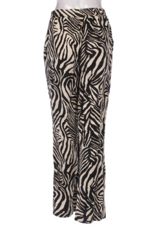 Дамски панталон Reserved, Размер M, Цвят Многоцветен, Цена 28,99 лв.