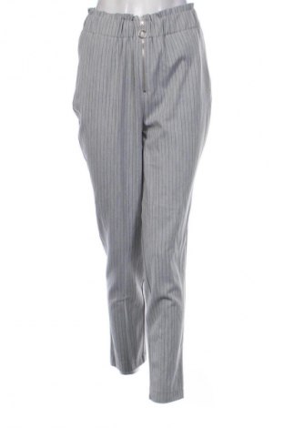 Pantaloni de femei Reserved, Mărime M, Culoare Gri, Preț 64,99 Lei