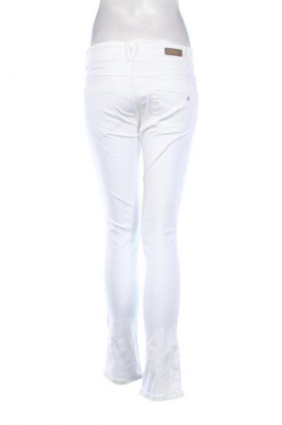 Дамски панталон S.Oliver, Размер M, Цвят Бял, Цена 37,99 лв.
