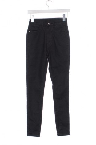 Dámské kalhoty  SHEIN, Velikost XS, Barva Černá, Cena  369,00 Kč