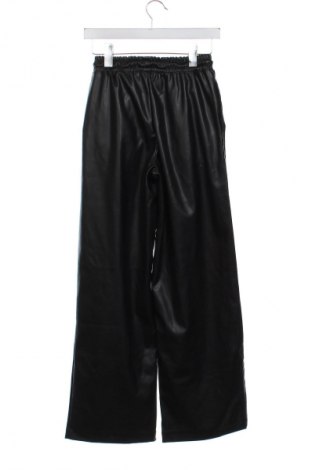 Γυναικείο παντελόνι Sinsay, Μέγεθος XXS, Χρώμα Μαύρο, Τιμή 15,00 €